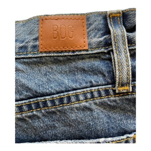 BDG High-Waisted Cowboy Cut off Jean Shorts Size 27 - Picture 4 of 6